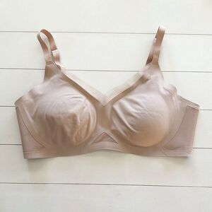 Seamless Nude Bra